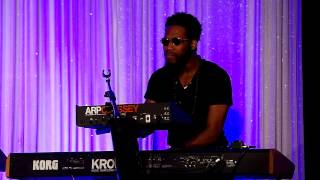 Cory Henry Performs 'Heart At Midnight' chords