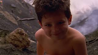 Smallville | Martha and Jonathan Kent meet Kal-El for the first time