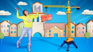 Descubra Como Funciona uma Grua! 🏗️ Vídeo Infantil com Brinquedos.