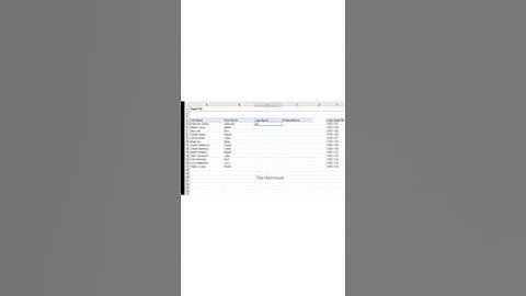 Still doing data entry manually? That’s the old way! Use Flash Fill in Excel