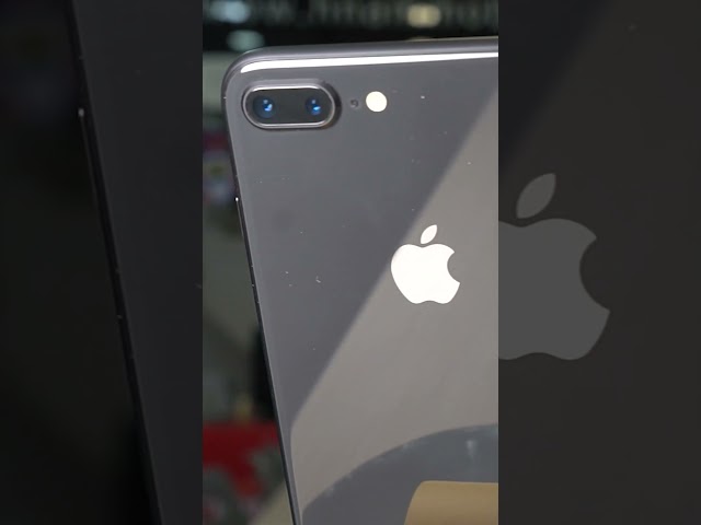 Cận Cảnh iPhone 8 Plus 256Gb cũ 99% LL - Máy Đẹp Như Mới