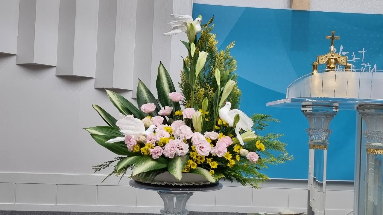 2025년1월첫째주 신년 성전꽃꽂이(보라 내가 새일을 행하리니~)