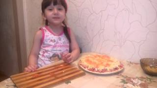 Первый кулинарный урок Алиюши Первый кулинарный урок Алиюши