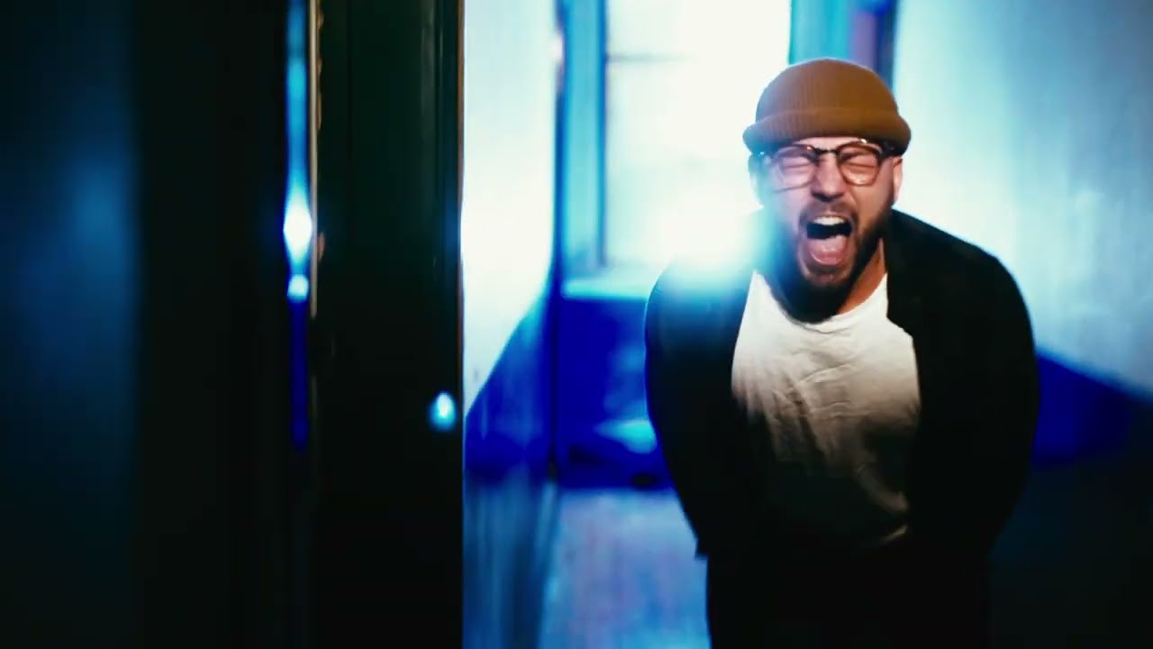 Brand New Aussie Emo - "Transient" - Brooklyn Comic Official Music Video