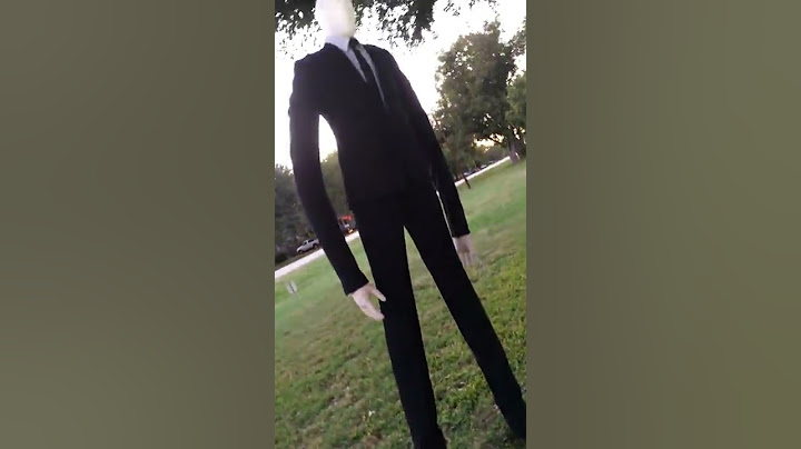 Slender man Halloween decoration - slenderman