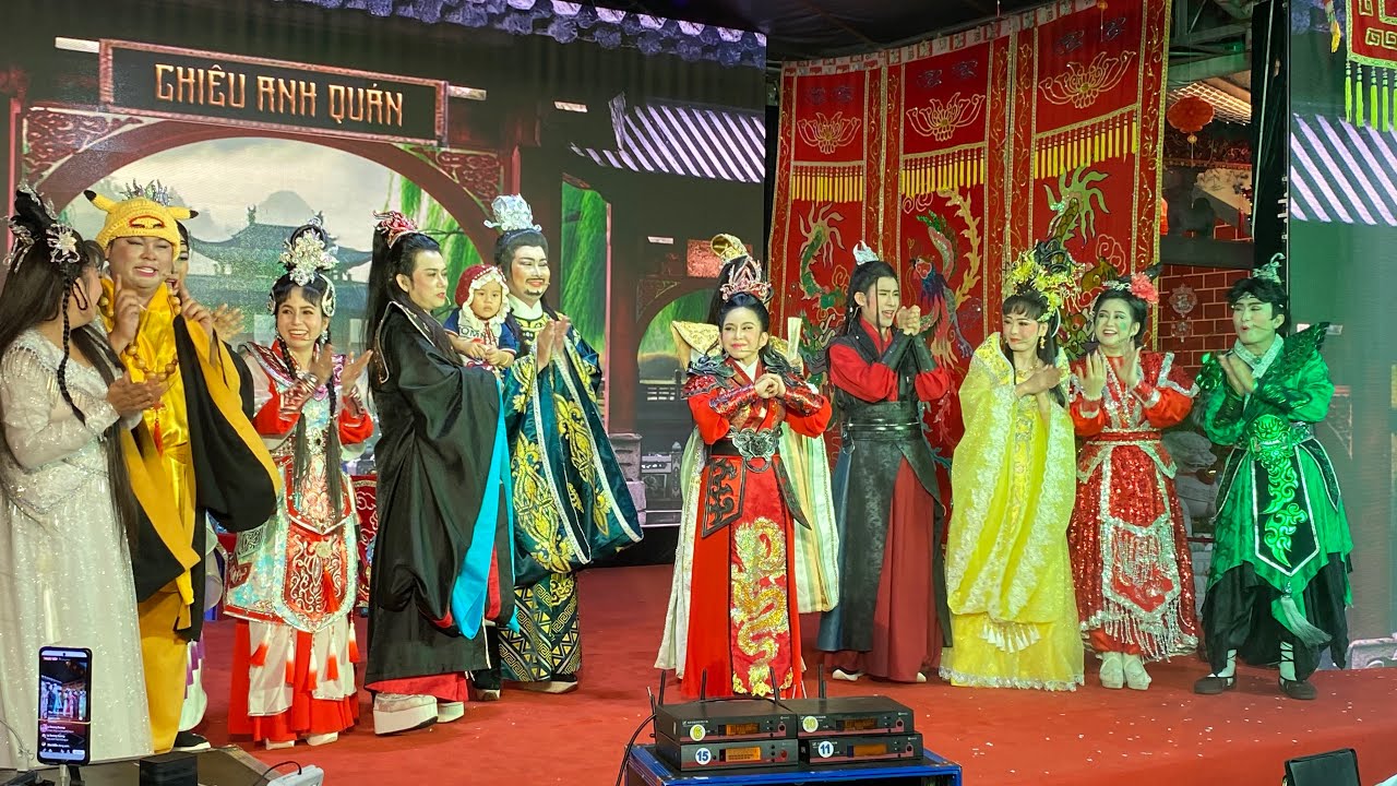 Chùa ông cù lao phố biên hoà,đoàn cải lương hồ quảng Quỳnh long hát tuồng sở vân cứu giá.