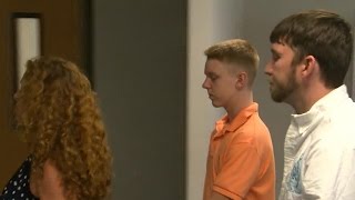 New clues in search for fugitive "affluenza" teen and mom
