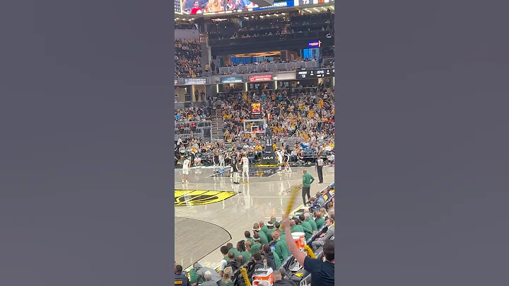 Pacers fans count down for Giannis free throw 😂 #giannisantetokounmpo #basketball #pacers