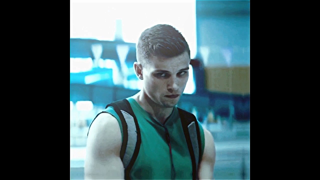 GIANT LITTLE ONES // BALLAS KOHL