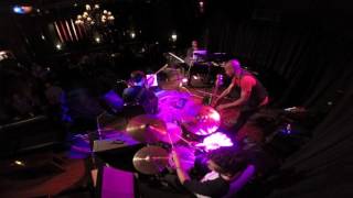 Wave at Drom