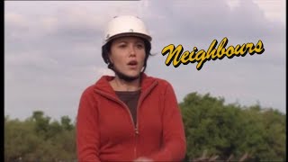 Neighbours 2002 - Opening And Closing Credits W1999-01 Fanfare - Version