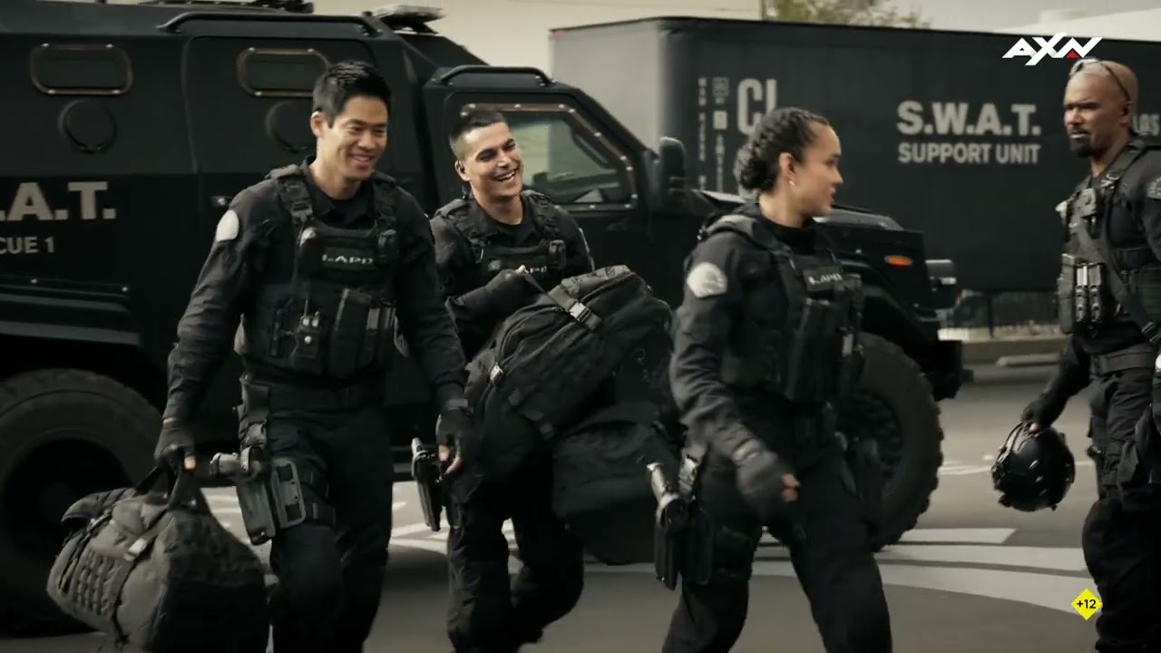 S.W.A.T.: Los hombres de Harrelson [08x01] - ¿Dónde nos quedamos?