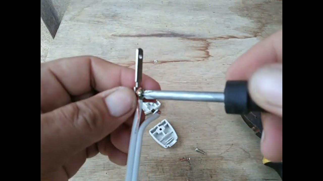 HOW TO CONNECT ELECTRICAL WIRE TO THE MALE PLUG - YouTube