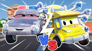 سيارة الشرطة الروبوت ضد سيارة الدغدغة! من سيفوز؟