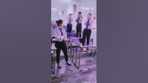 Asansol Engineering College CSE(2021-2025) Girls enjoying during recess