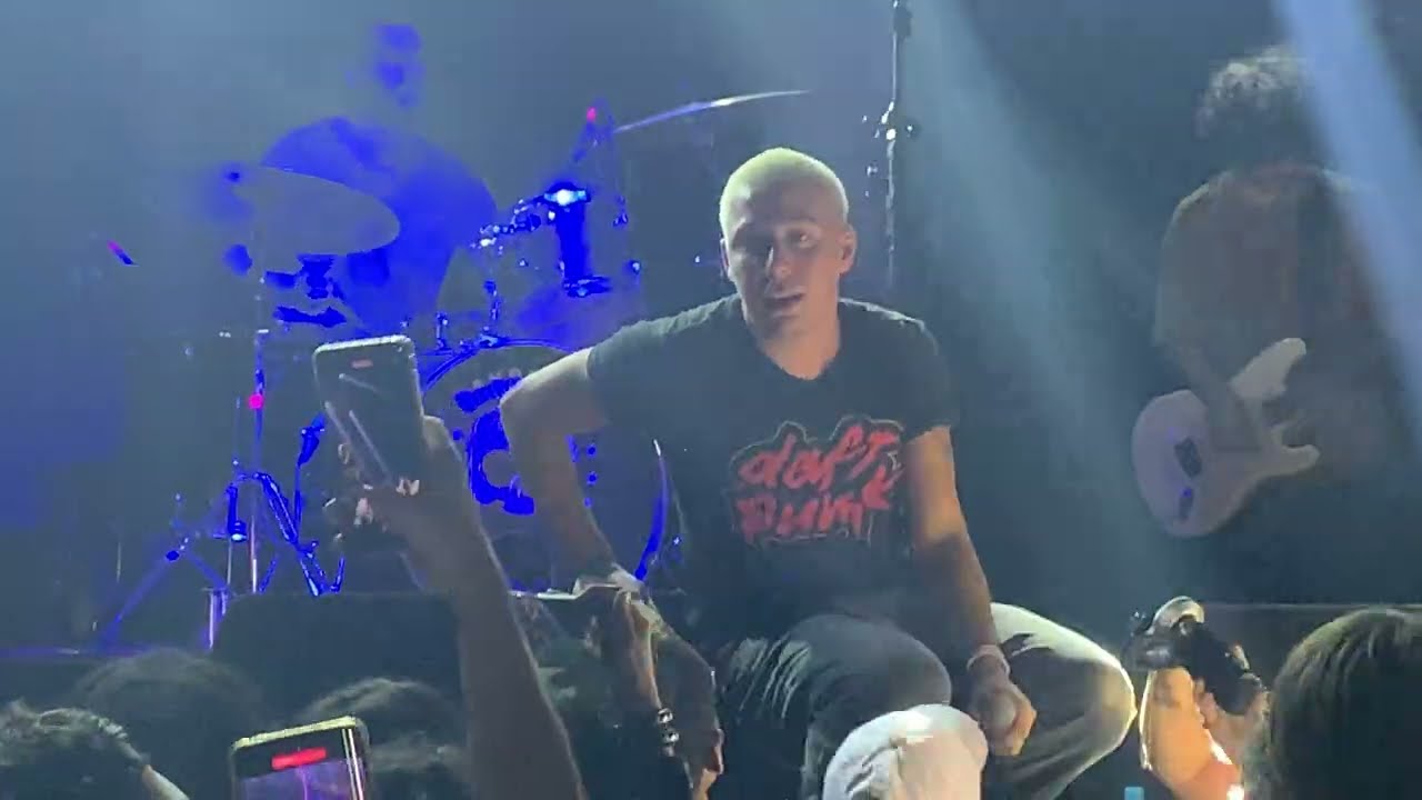 Bella e o Olmo da Bruxa - Sofia Netuno @ Hangar 110, São Paulo - 06/04/2025