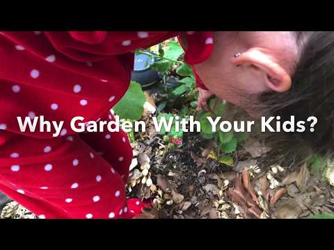 hey!-obese-moms--why-you-should-garden-with-your-kids