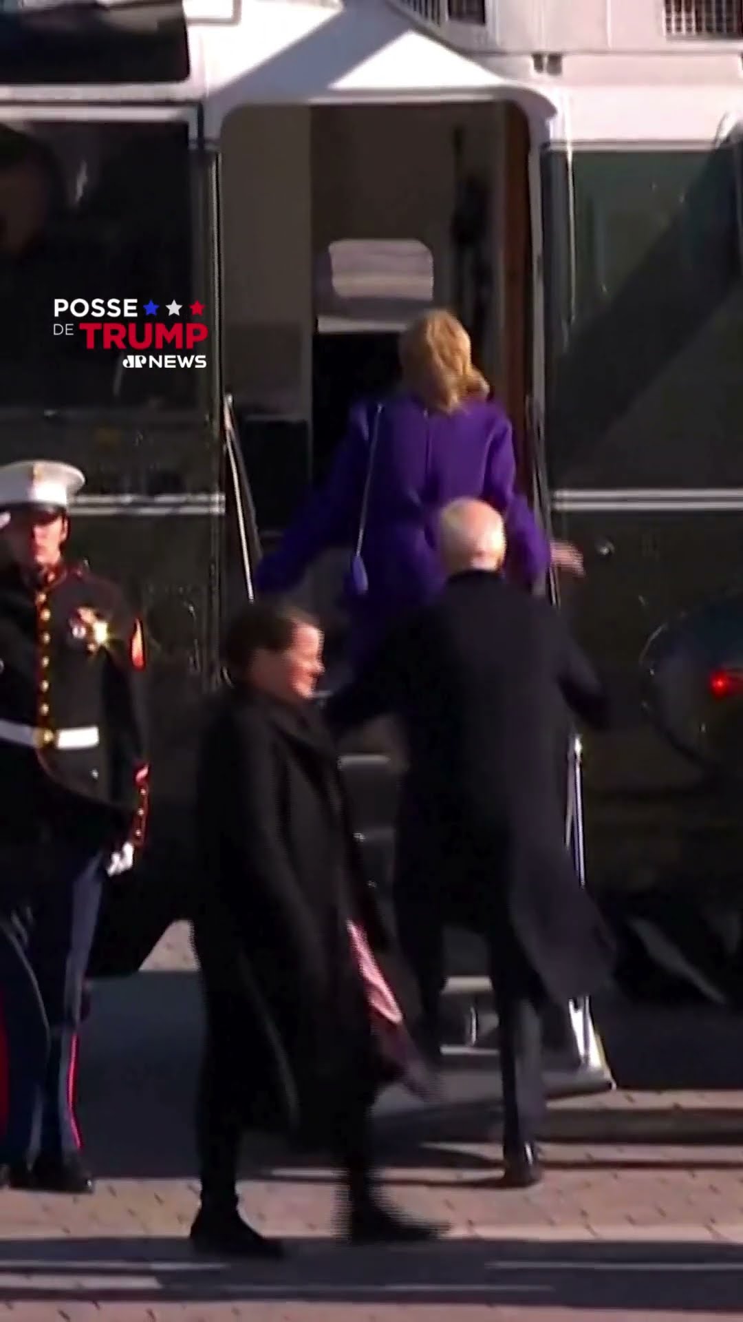 Joe e Jil Biden fazem última aparição como casal presidencial em Washington (DC) #shorts