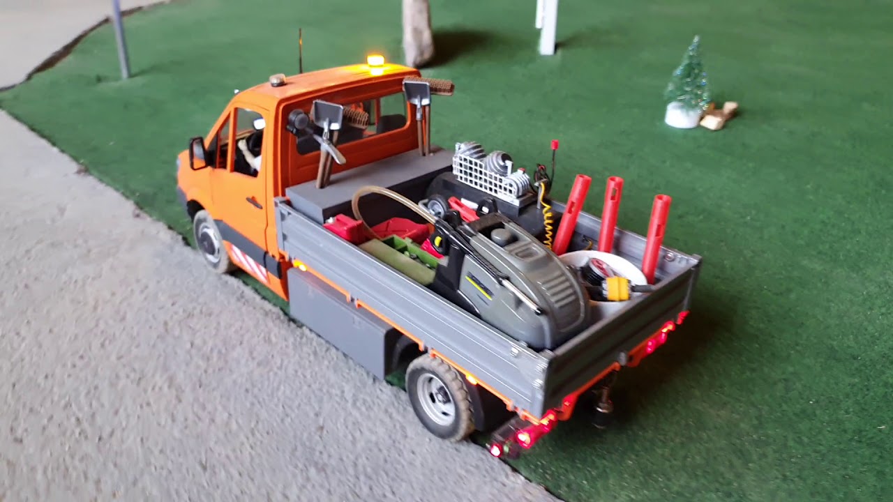 Most detailed worktruck I have ever seen- Bruder RC conversion - YouTube