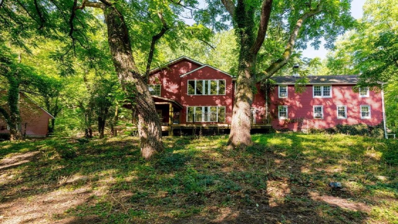 HARTLEY MILL ROAD, GLEN ARM, MD Presented by Sally Hechter. YouTube