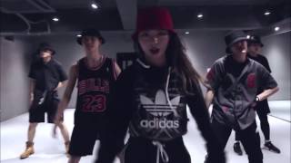 Download Lagu Gwola -Honey Cocaine (Dance) MP3