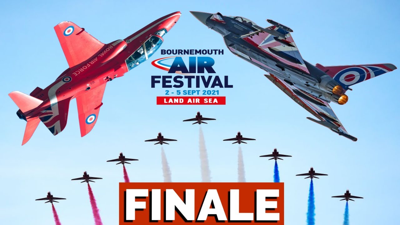 The Finale- BOURNEMOUTH AIR SHOW  - RAF Typhoon end the show with a Bang.