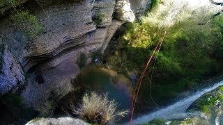 Абхазия, Шакуранский водопад, прыжок с веревкой