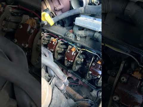 P1316 7.3 Powerstroke How to diagnose and repair 1of2 #powerstroke #diesel #mechanic #fordexcursion