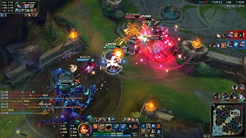 Leona walking through Walls!?