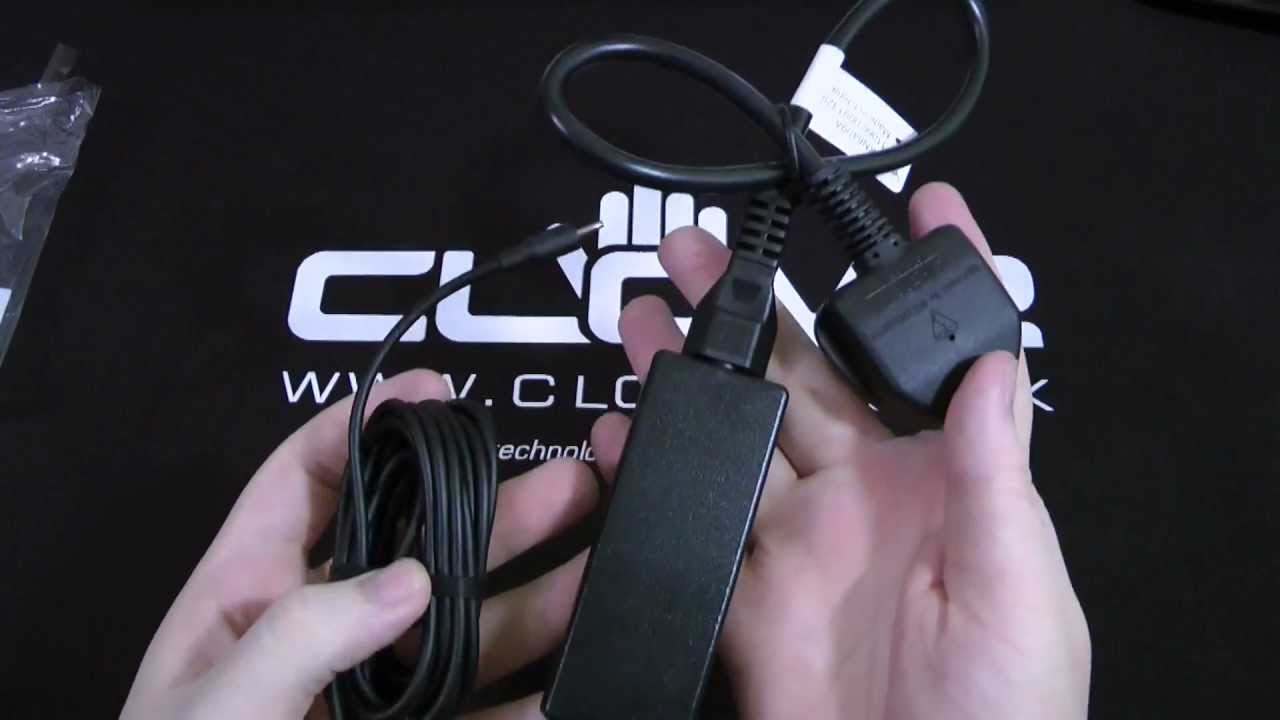 Motorola Xoom Mains Charger Unboxing & Demonstration - YouTube