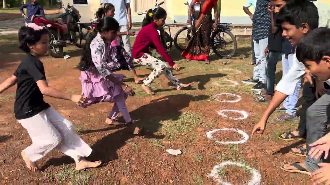 பானை அடித்தல் -பொங்கல் திருநாள்#sacredheartkilachery #PONGAL GAMES