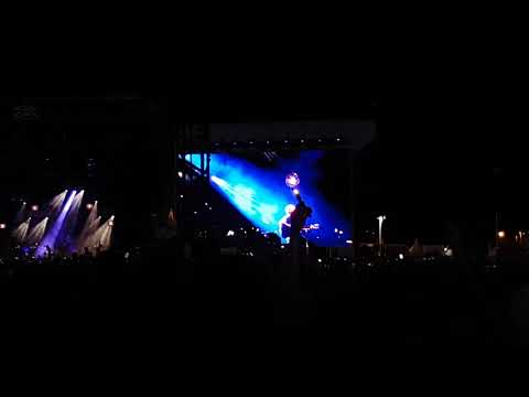 Pearl Jam - Just Breathe (live @Mad Cool Festival Madrid)