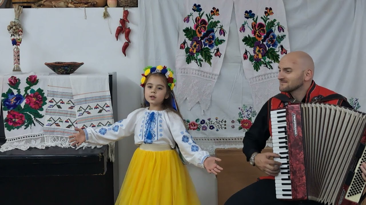 Волошина Ємілія 6 років.Українська народна пісня 