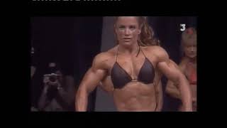 FBB Zuzana Korinkova flexing shredded muscle