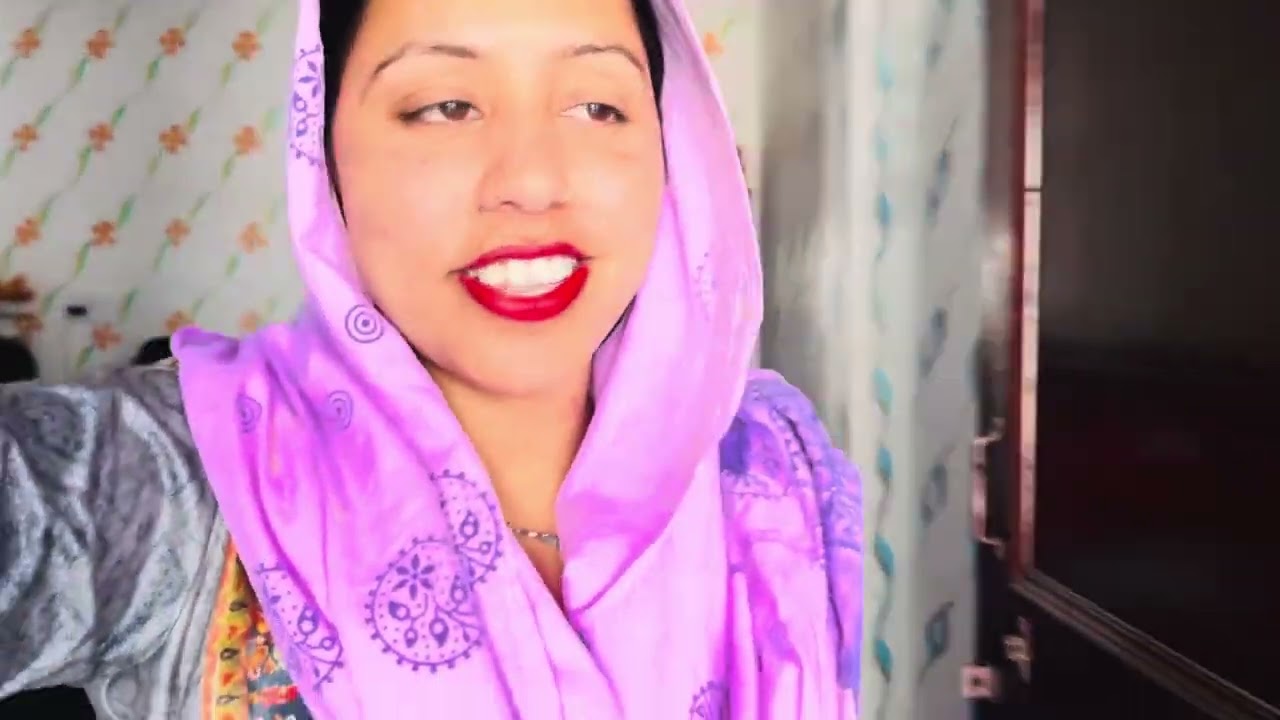 ￼🧐आज मम्मी नें किस किस के बारे में बोल दी खरी खरी😍और आज किस की सोपिंग करने गए मार्किट 🤩