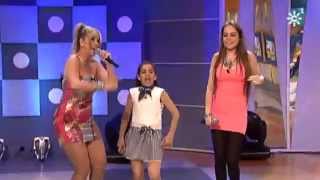 Video thumbnail of "La Hungara, Laury y Claudia, 'A Mallorca' en Menuda noche"