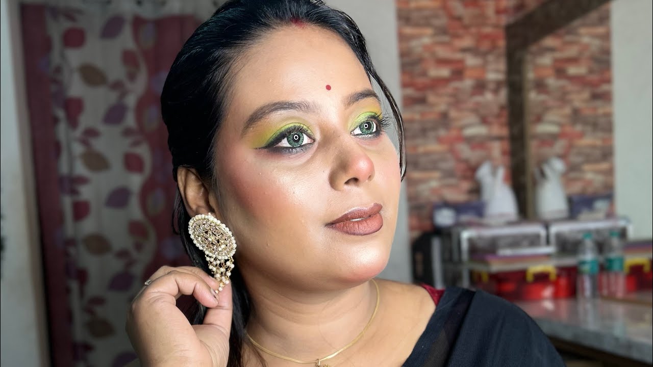 Saraswati Puja special symbol, make-up tutorial step-by-step