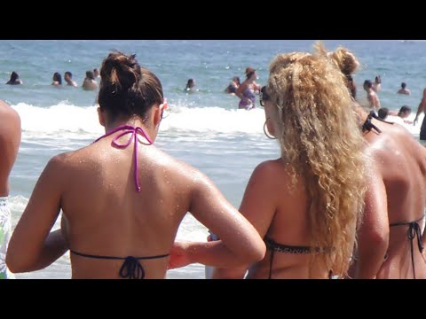 Topless Beach Summertime 🏖️ Sunny  Topless Walk (2)