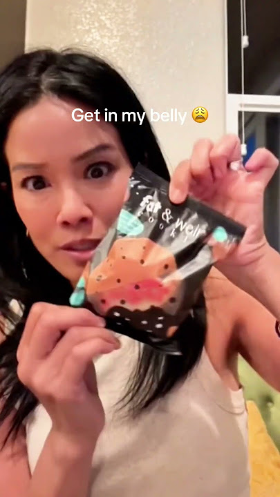 Cookie review #cookiesoftiktok #tiktokmademebuyit #summervibes #summertime #dealsforyoudays