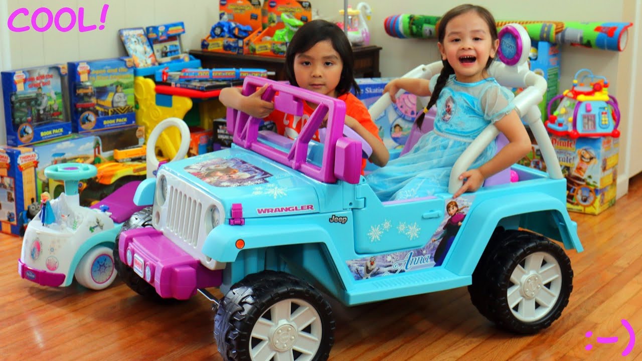 Power Wheels: Disney Frozen Power Ride-On Jeep Wrangler Walk Around Video -  YouTube