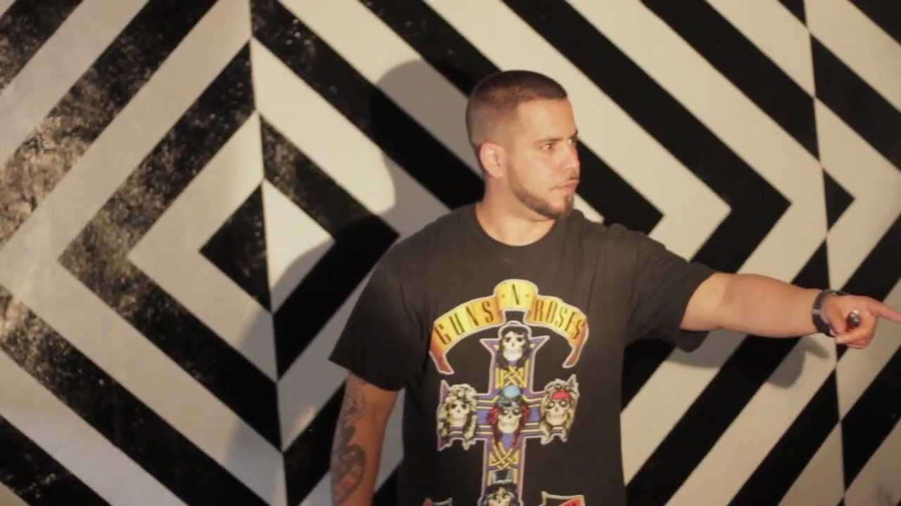 J NiCS - The Bathroom [Behind The Scenes]