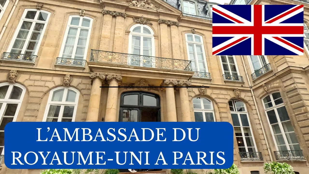 L'AMBASSADE DU ROYAUME-UNI A PARIS,Visite d'un lieu sublime avec un court de tennis en gazon !
