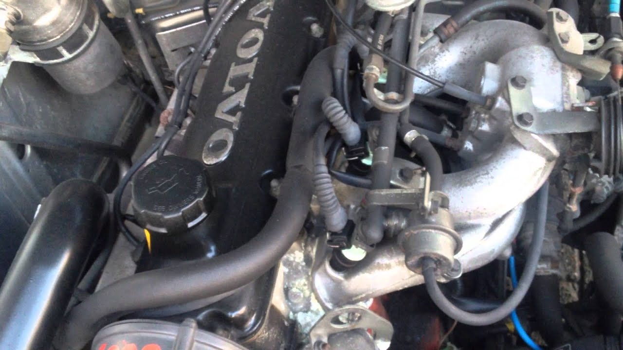 1997 Volvo 940 B230FK Running Idle YouTube