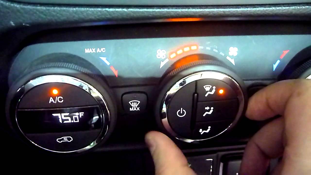 2015 Jeep Renegade Latitude Interior