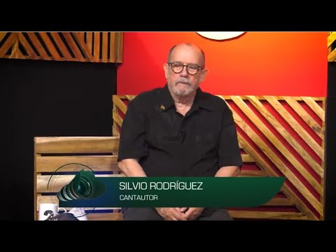 Silvio Rodríguez participa como panelista y conversa sobre libertad de creación (Cubavisión)