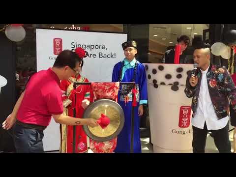 Chief executive Kang Puay Seng at the opening of Gong Cha's new ...