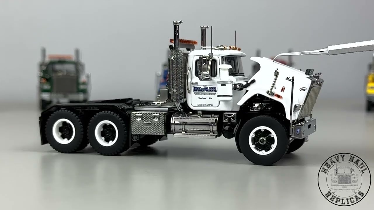 Heavy Haul Replicas Brian Blair 1991 Mack Superliner Tandem Axle