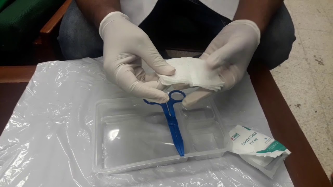 How to hold gauze in forceps for mouth care in intubated patients YouTube