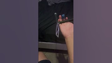 Balisong trick - Palm Fan (slow mo)