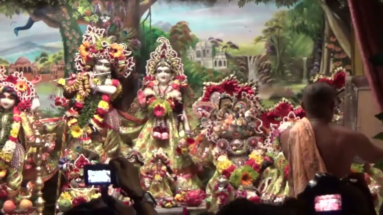 Govindam Adi Purusam - Hut sri Radha Raseswara Asram 2017